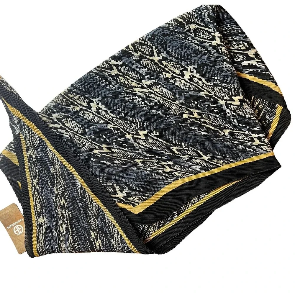 Giani Bernini‎ Snake Print Pleated Square Scarf Black New